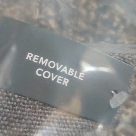 2 THRESHOLD STUDIO MCGEE COLOR BLOCK GRAY/CREAM DECORATIVE LUMBAR THROW PILLOW - Picture 5 of 7